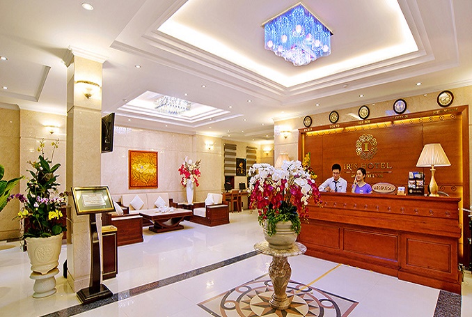 Iris Hotel 
