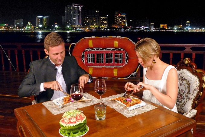 Sunset Coctail & Dinner Cruise