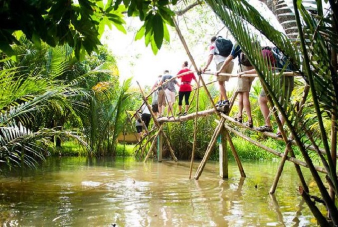 Mekong delta tour 2 day 1 night
