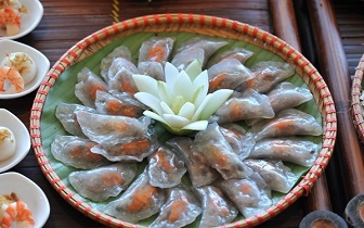 Hue Street Food- Lady Rider private tour