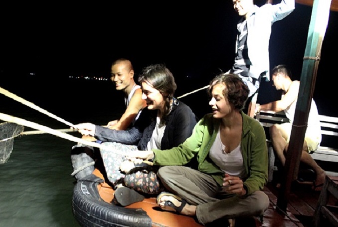 Night Squid Fishing