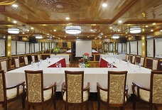 Royal WIngs Ha Long Cruise